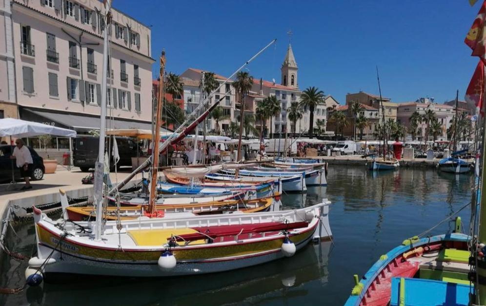 Charmant studio clim pinède 1 min de la mer Sanary-sur-Mer Extérieur photo